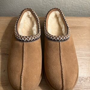 UGG Tasman slippers girls youth 6